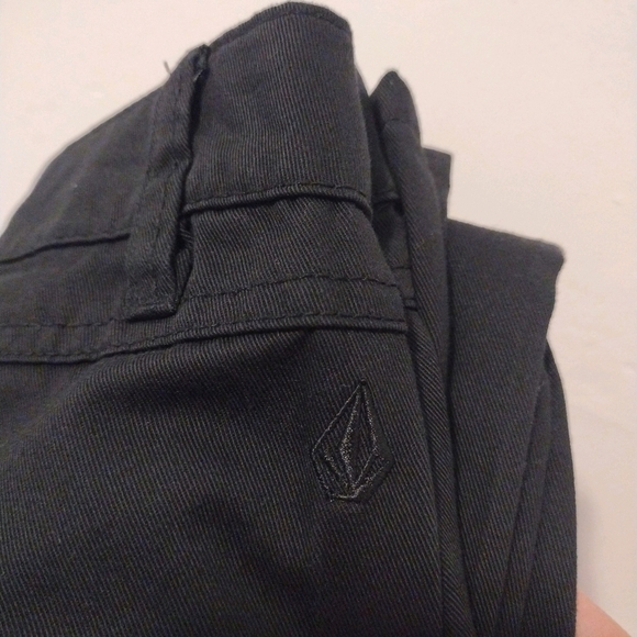 Volcom - So Chickie Highrise Crop Black Pants - Picture 11 of 16